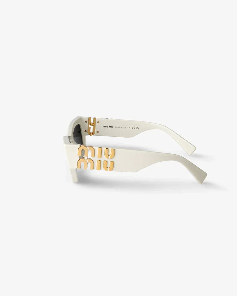 Rechthoekige zonnebril van Miu Miu
