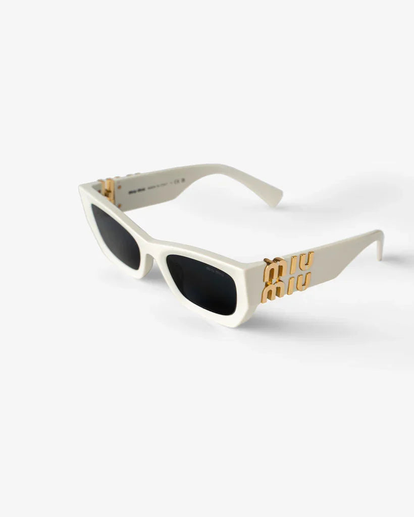 Rectangular White Frame Sunglasses | Miu Miu display picture 2